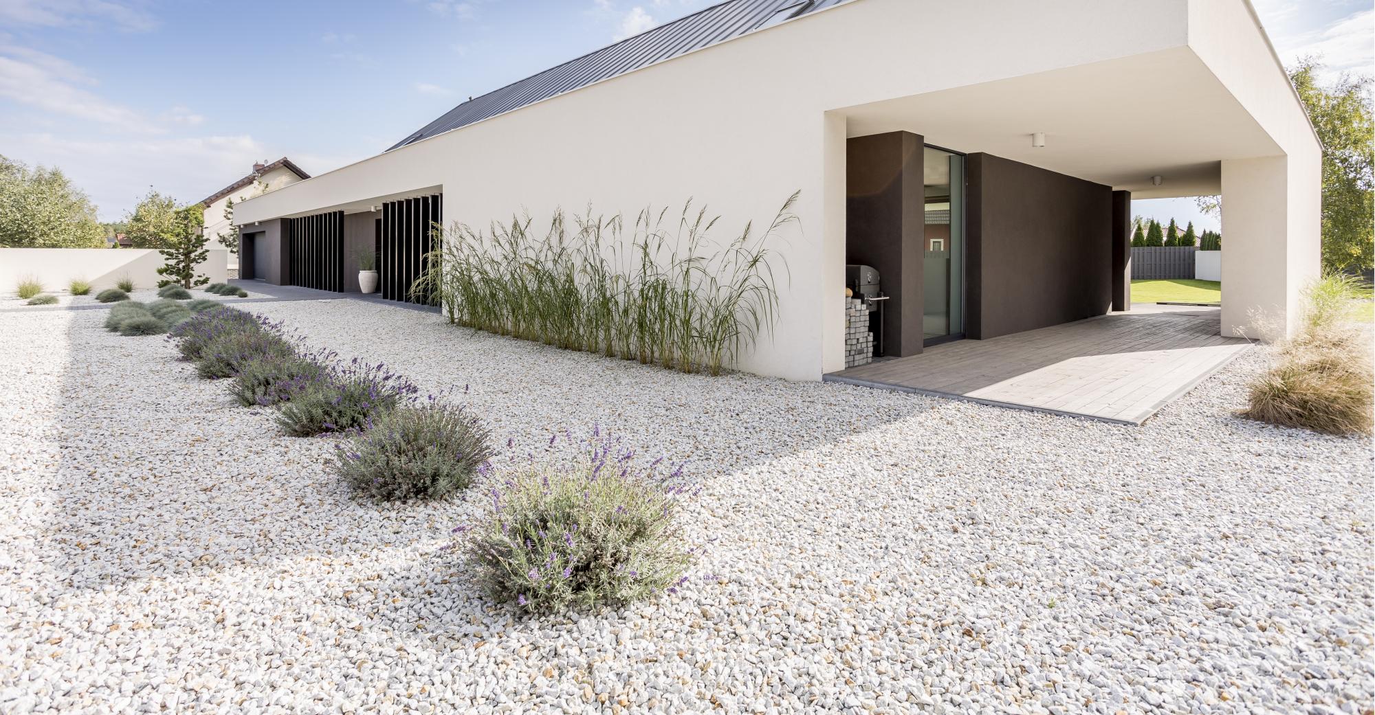 Extérieur maison en concassé de Carrare